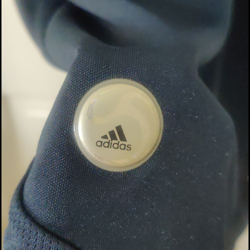 Real Madrid Blue Jersey XL - Picture 6 of 12